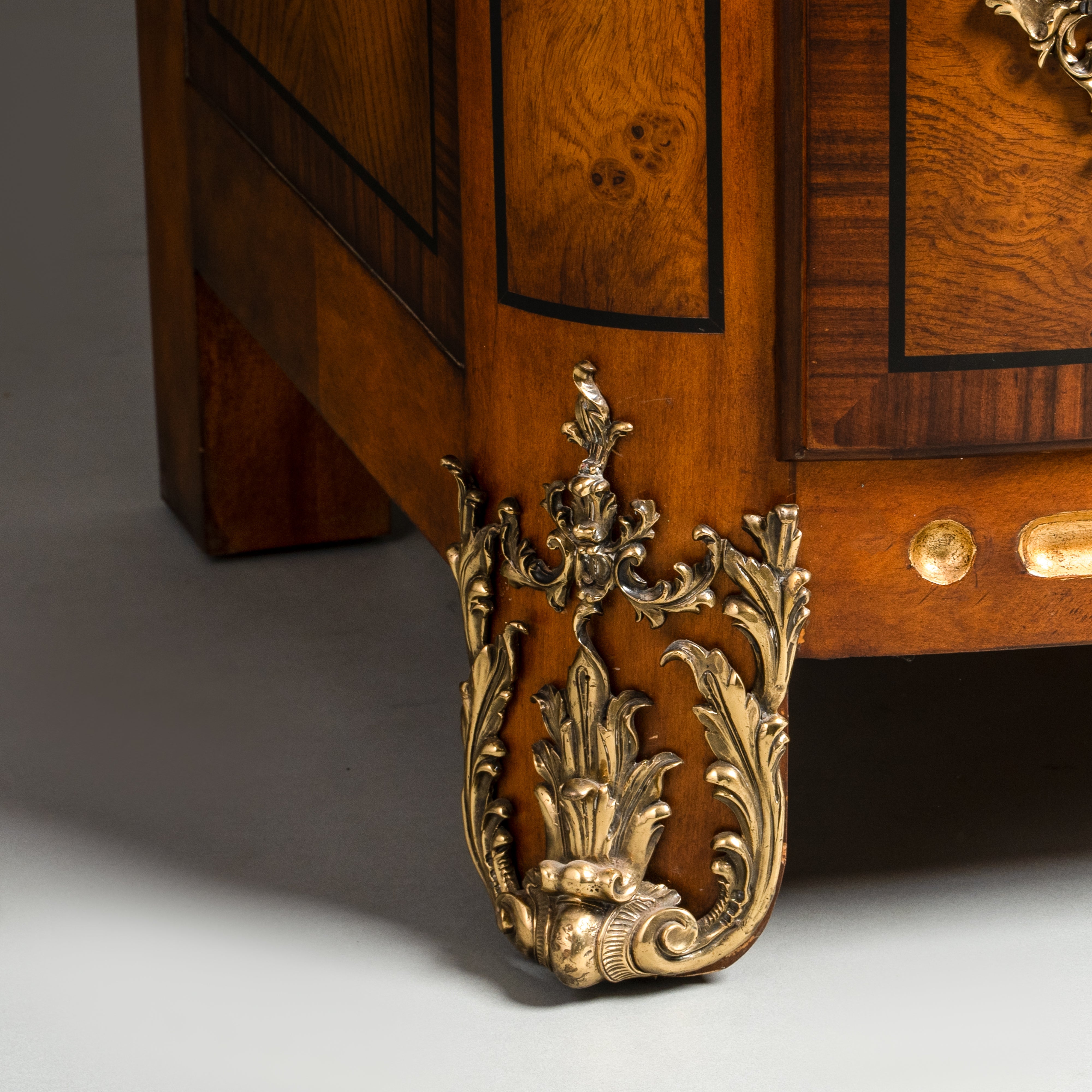 Baroque Style Chest of Drawers with Brass Ornaments and Burl Wood Veneer
