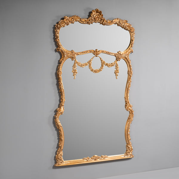 Exquisite Giltwood Carved Wall Mirror in the  George III Style